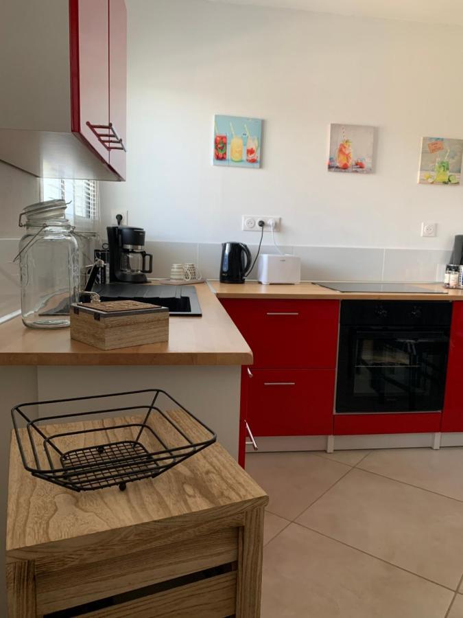 Haut De Villa Entre Mer Et Campagne Hyeres Bagian luar foto